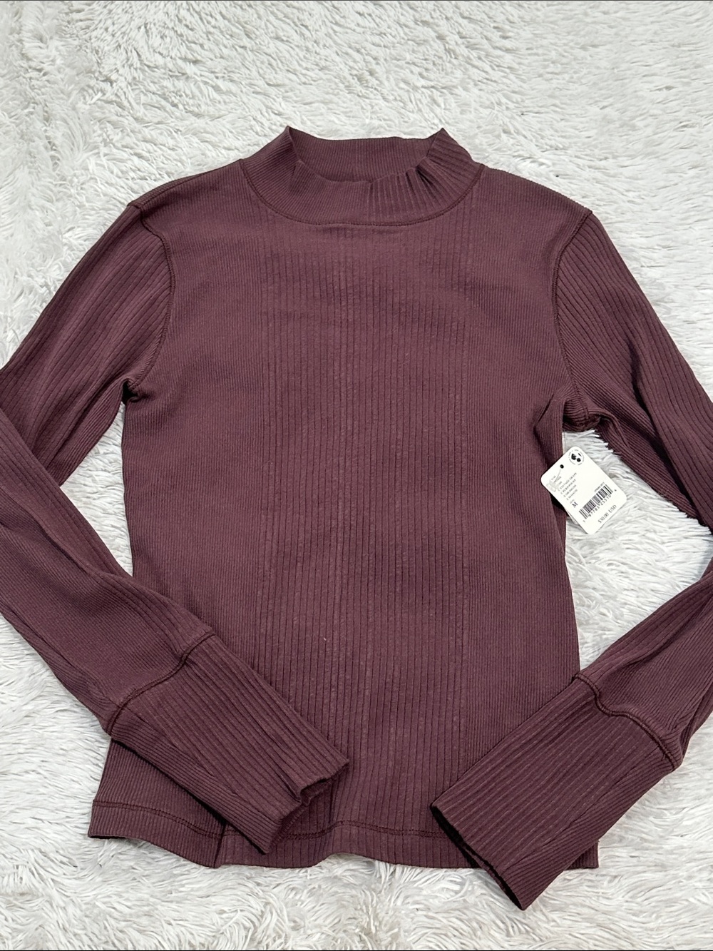 🧁 NWT Intimately By Free People Ribbed Shirt